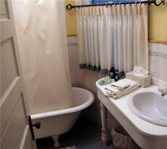 La Boheme Restaurant & B&B Edmonton Phòng bức ảnh